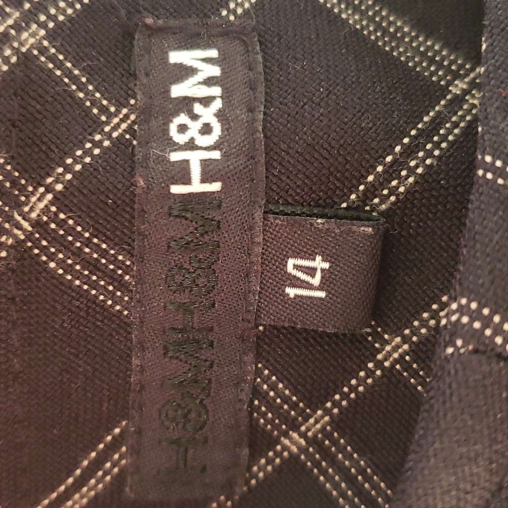 H&M Black Tan Plaid A‑Line Skirt | Classic Check Knee Length | Size 14 - Picture 10 of 11